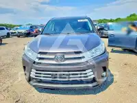 2019 Toyota Highlander фото