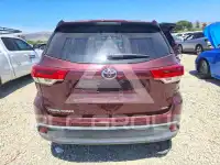 2019 Toyota Highlander фото
