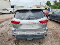 2019 Toyota Highlander фото