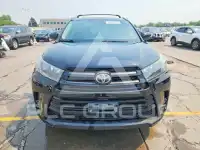 2019 Toyota Highlander фото