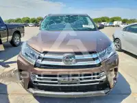 2019 Toyota Highlander фото