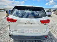 2019 Toyota Highlander фото