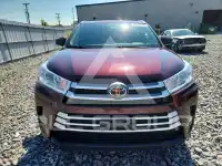 2019 Toyota Highlander photo
