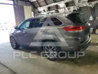 2019 Toyota Highlander photo