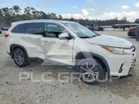 2019 Toyota Highlander фото