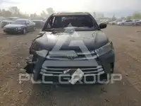 2019 Toyota Highlander фото
