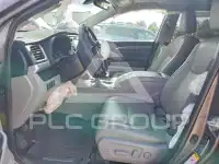 2019 Toyota Highlander photo