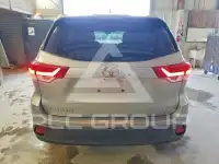 2019 Toyota Highlander фото