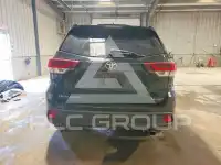 2019 Toyota Highlander фото