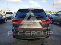 2019 Toyota Highlander фото