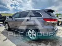 2019 Toyota Highlander photo