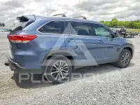 2019 Toyota Highlander photo