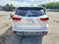 2019 Toyota Highlander photo