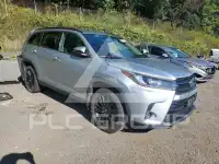 2019 Toyota Highlander фото