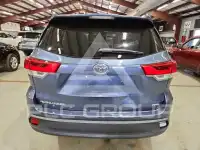 2019 Toyota Highlander фото