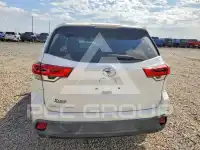 2019 Toyota Highlander photo
