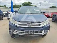 2019 Toyota Highlander photo