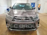 2019 Toyota Highlander фото
