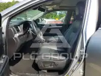 2019 Toyota Highlander photo
