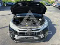 2019 Toyota Highlander фото