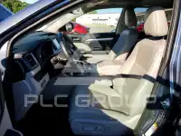 2019 Toyota Highlander photo