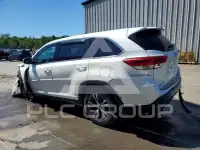 2019 Toyota Highlander фото