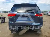 2019 Toyota Highlander photo