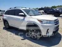 2019 Toyota Highlander фото
