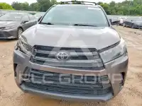 2019 Toyota Highlander фото