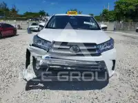 2019 Toyota Highlander фото