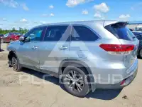 2019 Toyota Highlander фото