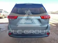 2019 Toyota Highlander photo