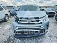 2019 Toyota Highlander фото