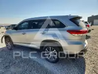 2019 Toyota Highlander photo