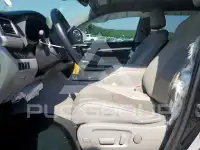 2019 Toyota Highlander photo