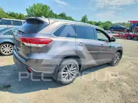 2019 Toyota Highlander фото