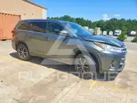 2019 Toyota Highlander фото