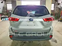 2019 Toyota Highlander photo