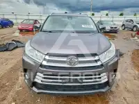 2019 Toyota Highlander фото