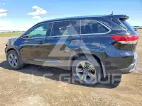 2019 Toyota Highlander photo