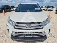 2019 Toyota Highlander фото