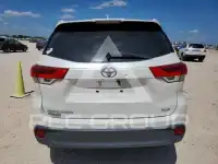 2019 Toyota Highlander photo