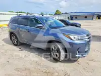 2019 Toyota Highlander фото