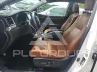 2019 Toyota Highlander фото