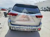 2019 Toyota Highlander фото