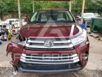 2019 Toyota Highlander фото