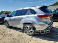 2019 Toyota Highlander photo