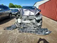 2019 Toyota Highlander photo