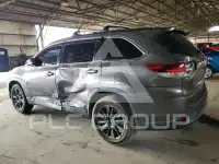 2019 Toyota Highlander фото