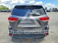 2019 Toyota Highlander фото